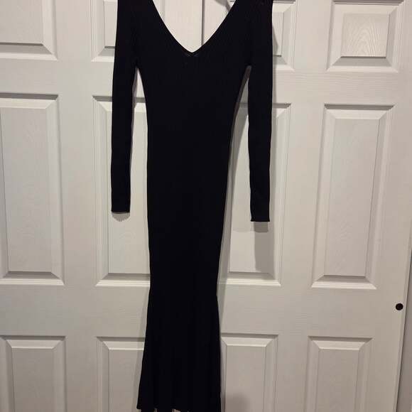Fashion Nova Ribbed Long Sleeve Maxi Dress in Black - 1X - Picture 2 of 5